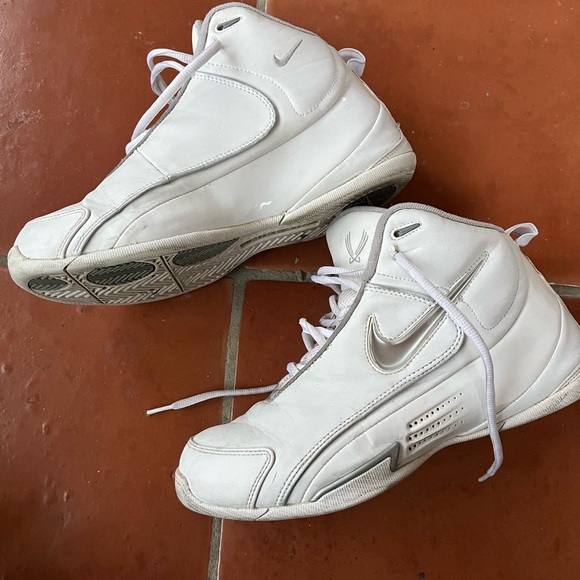 Women’s Nike Air size 10 - Picture 3 of 6